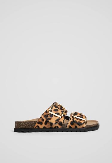 Leopard print leather flat sandals with buckles