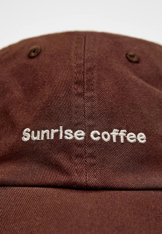 Кепка с надписью Sunrise coffee